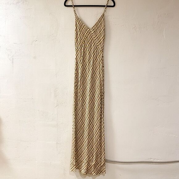 Dissh Dilan Satin Midi Slip Dress in Green Size 4 - Picture 3 of 8